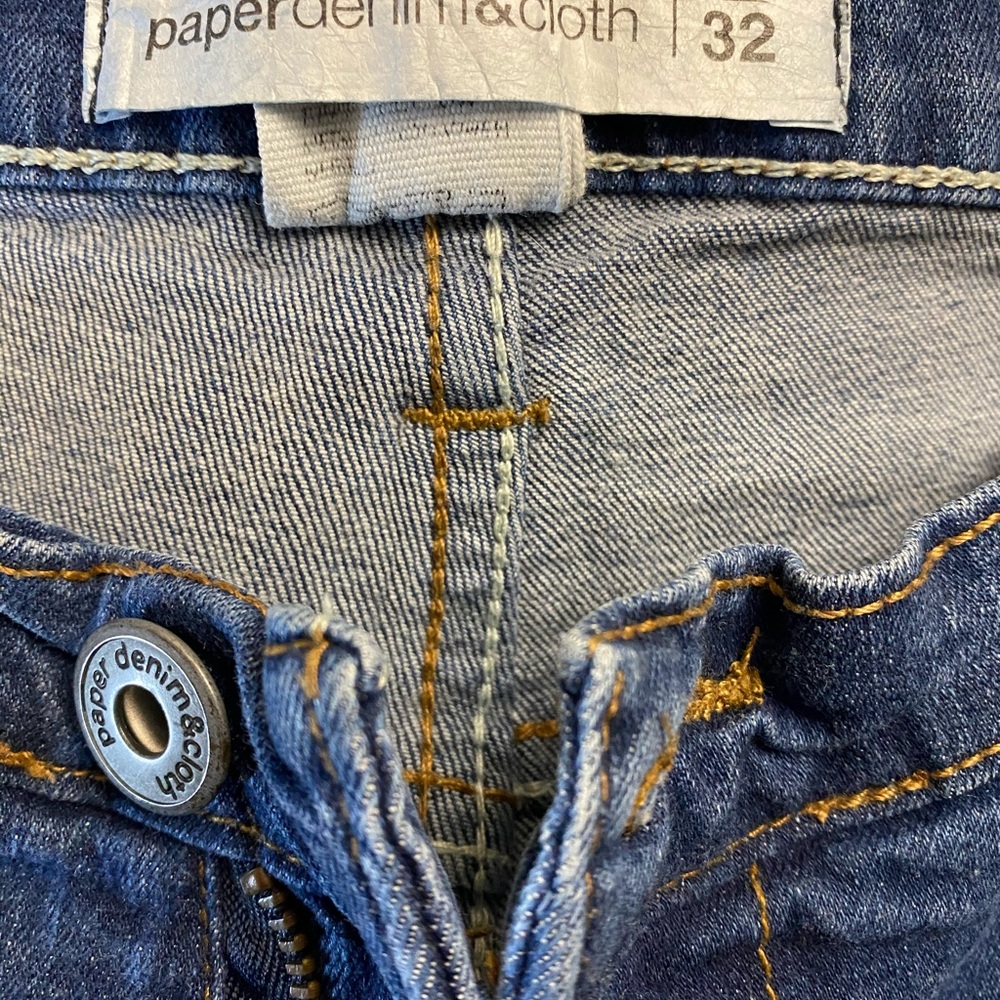 Jeans - Picture 2 of 3